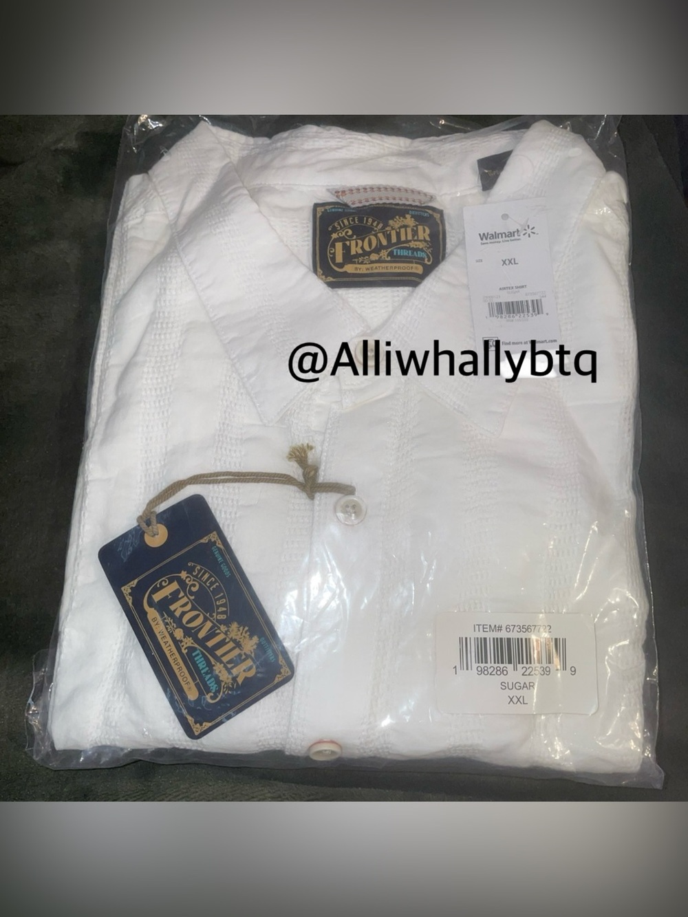 New With Tags Frontier Threads Men's Short Sleeve Embellished White Buttondown